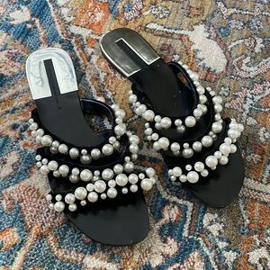 Zara Black Velvet Pearl Strappy Flat Sandals SZ 39